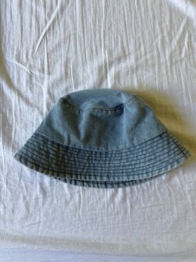 Denim bucket hat